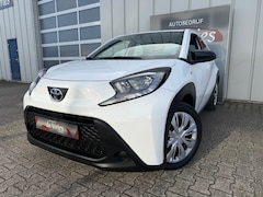 Toyota Aygo X - 1.0 VVT-i MT Play AIRCO / ADAPT.CRUISE / CARPLAY / CAMERA / LED /