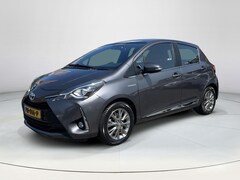 Toyota Yaris - 1.5 Hybrid Executive | Navigatie | Fietsendragerbeugel | Parkeersensoren | Licht metalen v