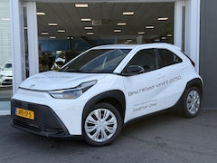 Toyota Aygo X - Hybrid 115 play Hybride | Automaat | Airco | Parkeercamera | Apple/Android carplay