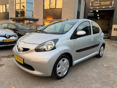 Toyota Aygo - 1.0-12V + Automaat Airco 5 Deurs