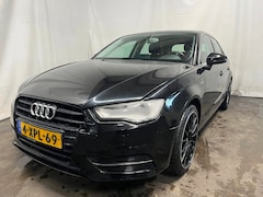 Audi A3 Sportback - 1.4 TFSI Attraction Pro Line Plus g-tron - Linksvoorschade, Rondom gebruikersschade