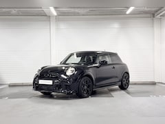 MINI 3-Deurs - Cooper C John Cooper Works | Pakket M | Comfort Access | Harman\Kardon | Stuurwielverwarmi