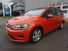 Volkswagen Golf Sportsvan - 1.6 TDI Highline Automaat / NAVI / STUURVERWARMING