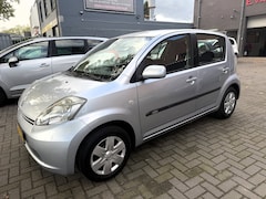 Daihatsu Sirion 2 - 1.0-12V Trend