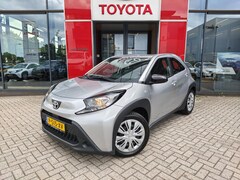 Toyota Aygo X - 1.0 VVT-i MT Play | Apple Carplay/Android Auto | Airco | Adaptive cruisecontrol