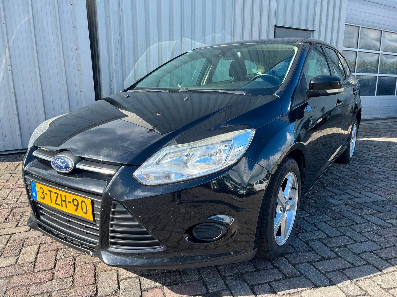 Ford Focus Wagon - 1.6 TDCI Lease Trend - Motor defect, Rondom gebruikersschade, Auto start niet - AutoWereld.nl