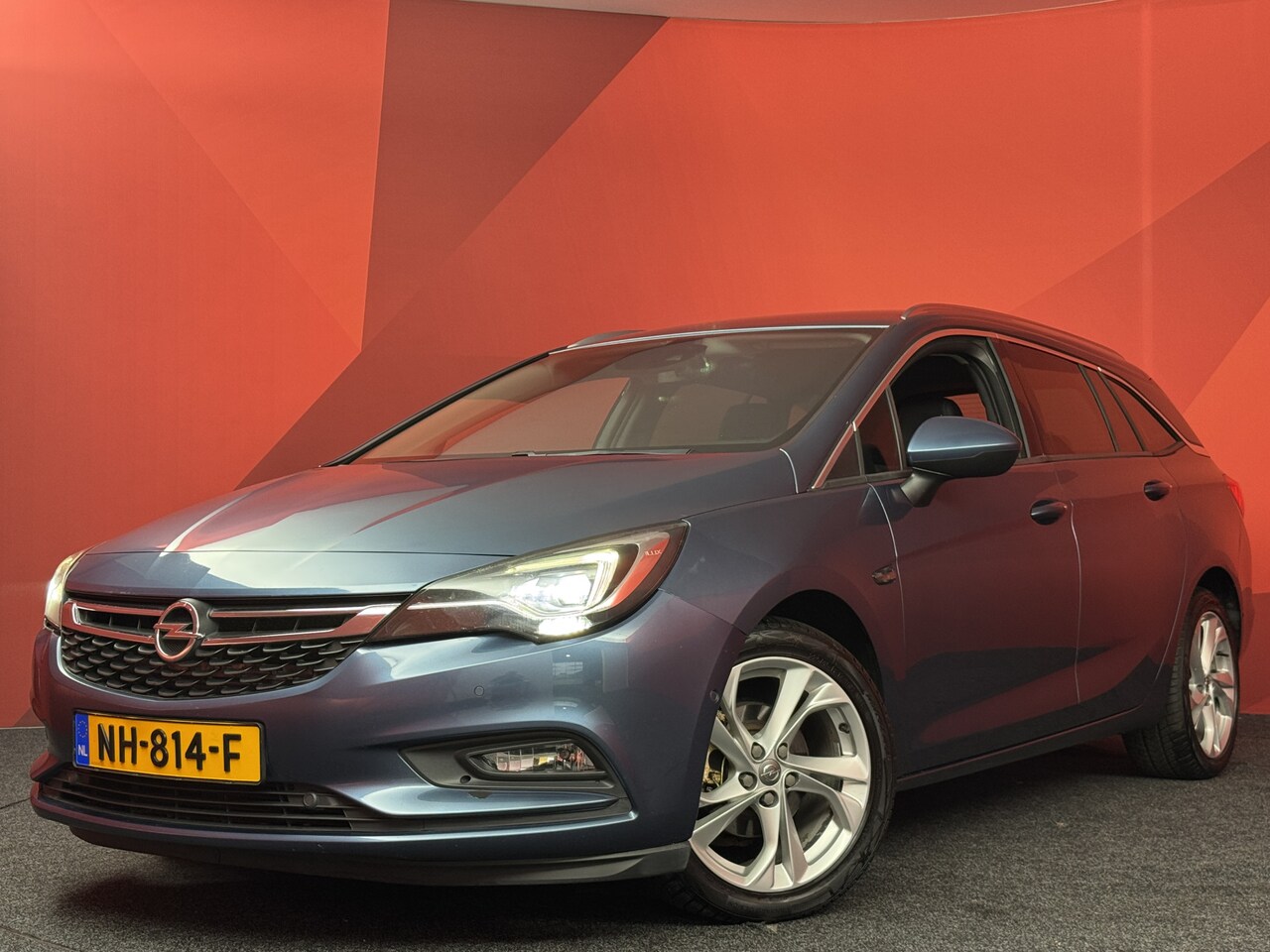 Opel Astra Sports Tourer - 1.4 Innovation | Trekhaak | Stoel verwarming/verkoeling | Memory | - AutoWereld.nl