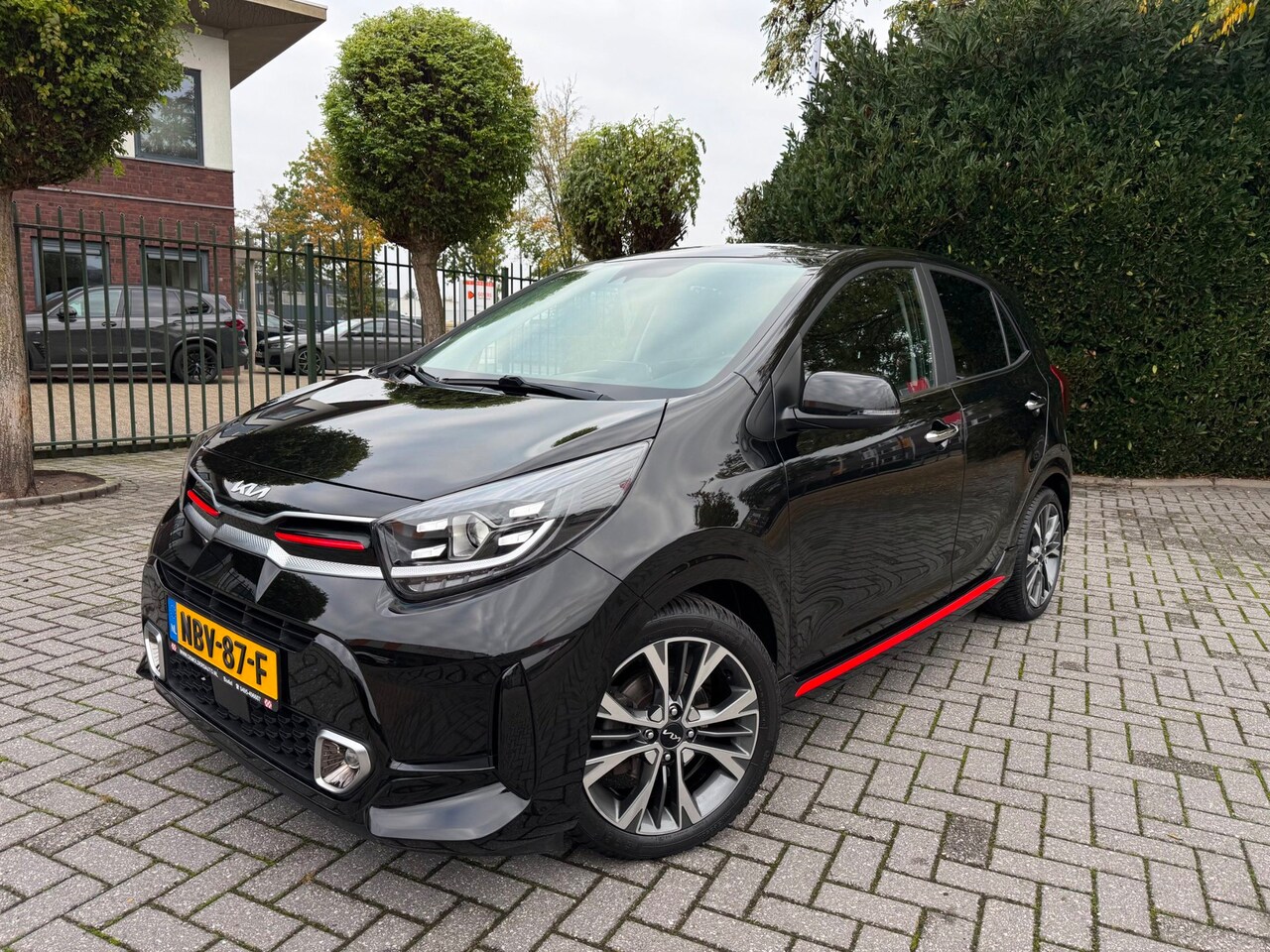 Kia Picanto - GT-Line 1.2 (4 cil.), Clima, Apple CarPlay, Cruise Control, Achteruitrijcamera, Navigatie, - AutoWereld.nl