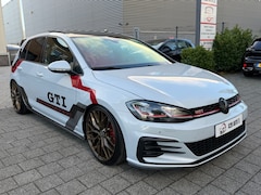 Volkswagen Golf - 2.0 TSI GTI Performance|Pano|Achteruitrij cam| Cruise contr
