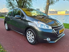 Peugeot 208 - 1.2 VTi Active Onderhoudsboekje | Zeer netjes | Rijklaar | Zuinig | Comfortabel