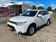 Mitsubishi Outlander - 2.0 PHEV Business Edition X-Line