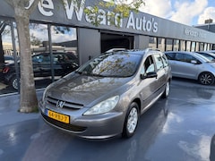 Peugeot 307 SW - 1.6 16V/ airco/ 7 personen/ trekhaak/ nette auto/6 maanden garantie