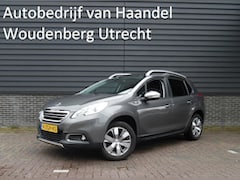 Peugeot 2008 - 1.2 PureTech Style Navi Panoramadak Trekhaak Airco Climate controle