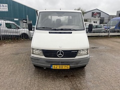 Mercedes-Benz Sprinter - 212 D hoog GVW lang KOPPAKKING DE BUS ROOKT