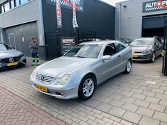 Mercedes-Benz C-klasse Sportcoupé - 180 K. Trekhaak Airco NAP APK