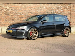 Volkswagen Golf - 2.0 TSI GTI |Apple Carplay|Stoelverwarming|Verlaagd|Stage 1 getuned