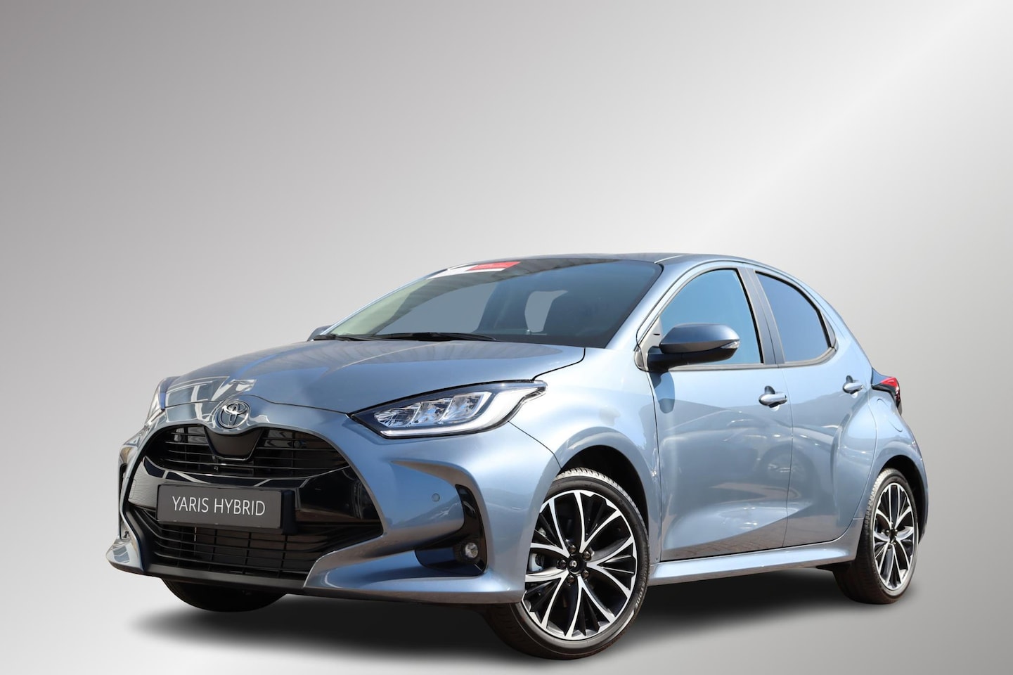 Toyota Yaris - 1.5 Hybrid 115 Dynamic 1.5 Hybrid 115 Dynamic, Comfort Pack, Nieuw en DIRECT leverbaar met € 2.500, - inruilpremi - AutoWereld.nl