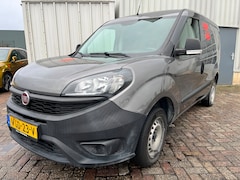 Fiat Doblò Cargo - 1.6 MJ L1H1 - Motor defect, Rondom gebruikesschade, Auto start niet
