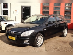 Hyundai i30 - 1.6i Dynamic Luxe , AIRCO, SPORTVELGEN,