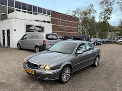 Jaguar X-type - 2.0 V6 Business Edition - RIJDT & SCHAKELT GOED