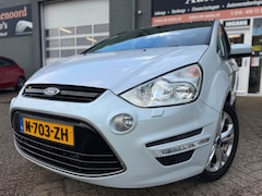 Ford S-Max - 2.0 EcoBoost Titanium 7 pers in automaat met trekhaak en parkeersensoren / camera en bluet