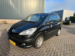 Peugeot 1007 - 1.4-16V Gentry 2008 AIRCO