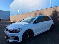 Volkswagen Golf Plus - 2.0 TSI GTI Performance Business | Pano | Carbon | Milltek | Camera | Stoelverwarming | Ca