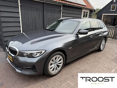 BMW 3-serie Touring - 320e Executive|El trekhaak|Leer|Apple carplay draadloos |Camera V+A|Privacyglas