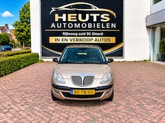 Lancia Y(psilon) - Ypsilon 1.2 Argento//Airco
