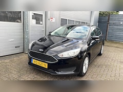 Ford Focus - 1.0 Trend Edition-Navi-Airco-Cruise-Trekhaak-APK