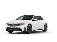 BMW i3 - 50 xDrive First Edition | M Sportpakket | Innovation Pack | Digital Pack | Harman Kardon