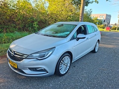 Opel Astra Sports Tourer - 1.0 Innovation heel mooi veel extras goed onderh