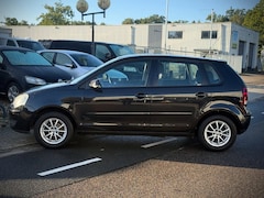 Volkswagen Polo - 1.2-12V Trendline