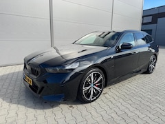 BMW 5-serie Touring - 530e NL AUTO FABRIEKS GARANTIE