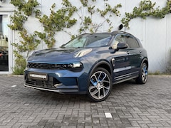 Lynk & Co 01 - 1.5 Plug-in Hybrid | PHEV | Panoramadak | Achteruitrijcamera | Parkeersensoren | Keyless E