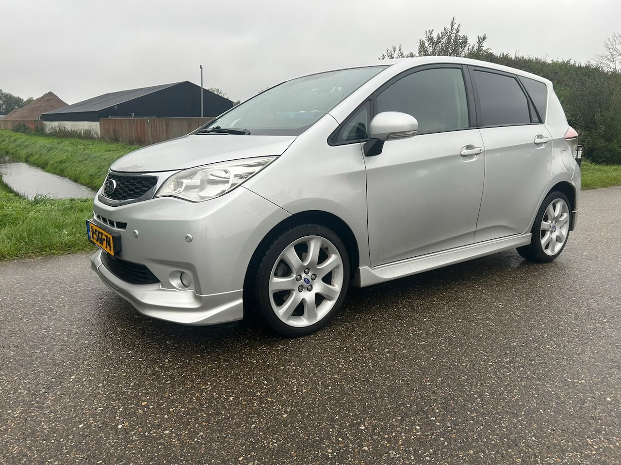 Subaru Trezia - 1.4D Luxury 1.4D Luxury - AutoWereld.nl