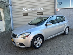 Kia Cee'd - 1.4 CVVT X-tra Airco / NAP / Trekhaak / APK 05-2027