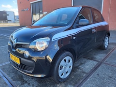 Renault Twingo - 1.0 SCe Collection black en white