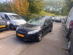 Ford Focus Wagon - 1.0 EcoBoost Edition Electronica probleem