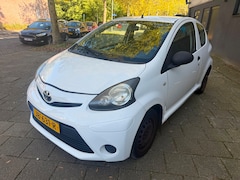 Toyota Aygo - 1.0 VVT-i Access Nieuw APK
