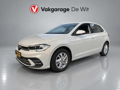 Volkswagen Polo - 1.0 TSI Style | IQ.Light Matrix | Stoelverwarming | Park Assist | Sfeerverlichting | App-C