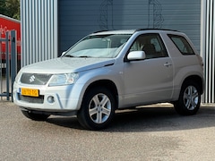 Suzuki Grand Vitara - 1.6-16V Exclusive 4x4 AIRCO / CLIMA