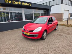 Renault Clio - 1.2-16V Special Line