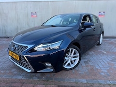 Lexus CT 200h - |Amazing Edition|LUXE UITV|CAMERA |LM VELGEN|LED|CHROME|DEEP BLUE METALLIC|
