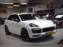 Porsche Cayenne - 3.0 E-Hybrid Platinum Edition Navi|Panoramadak|Org.NL|Dealer onderhouden