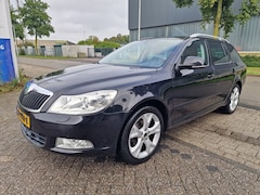 Skoda Octavia Combi - 1.2 TSI Elegance Business Line, Apk, Nap, Goed rijdend, Inruil mogelijk