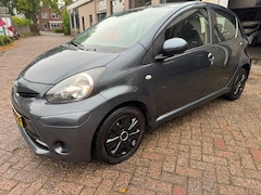 Toyota Aygo - 1.0 VVT-i Comfort AIRCO, LED, 128170 KM O.H BOEKJES.NETTE STAAT
