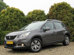 Peugeot 2008 - 1.2 PureTech Automaat * Navi * Pano * Trekhaak