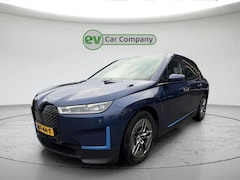 BMW iX - XDrive50 Excellence 112 kWh | SOH 96% | Luchtvering | 360 Camera | Massage | Dealer onderh