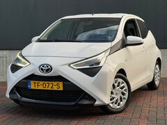 Toyota Aygo - 1.0 VVT-i x-play * Cruise * Led * Cam * Airco * Goed Onderhouden
